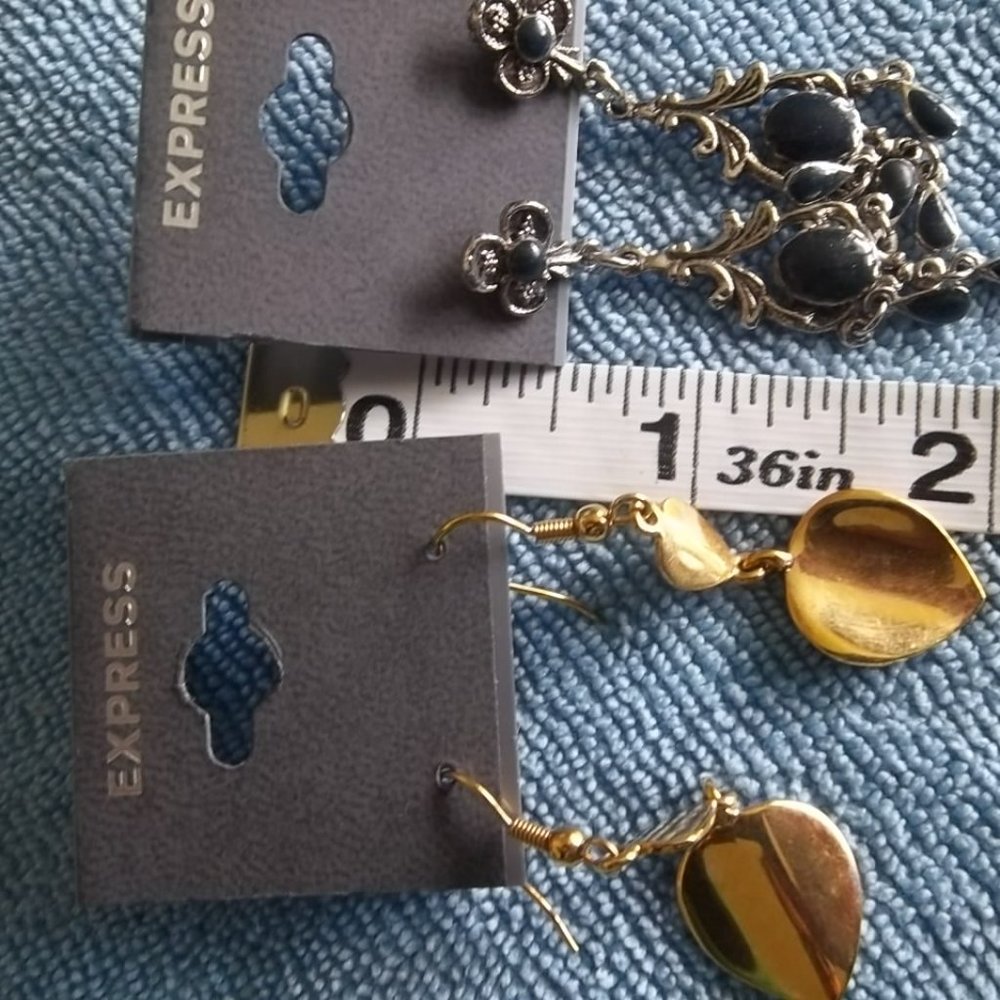 NWT Four Pairs of Earrings by Express - Picture 13 of 15